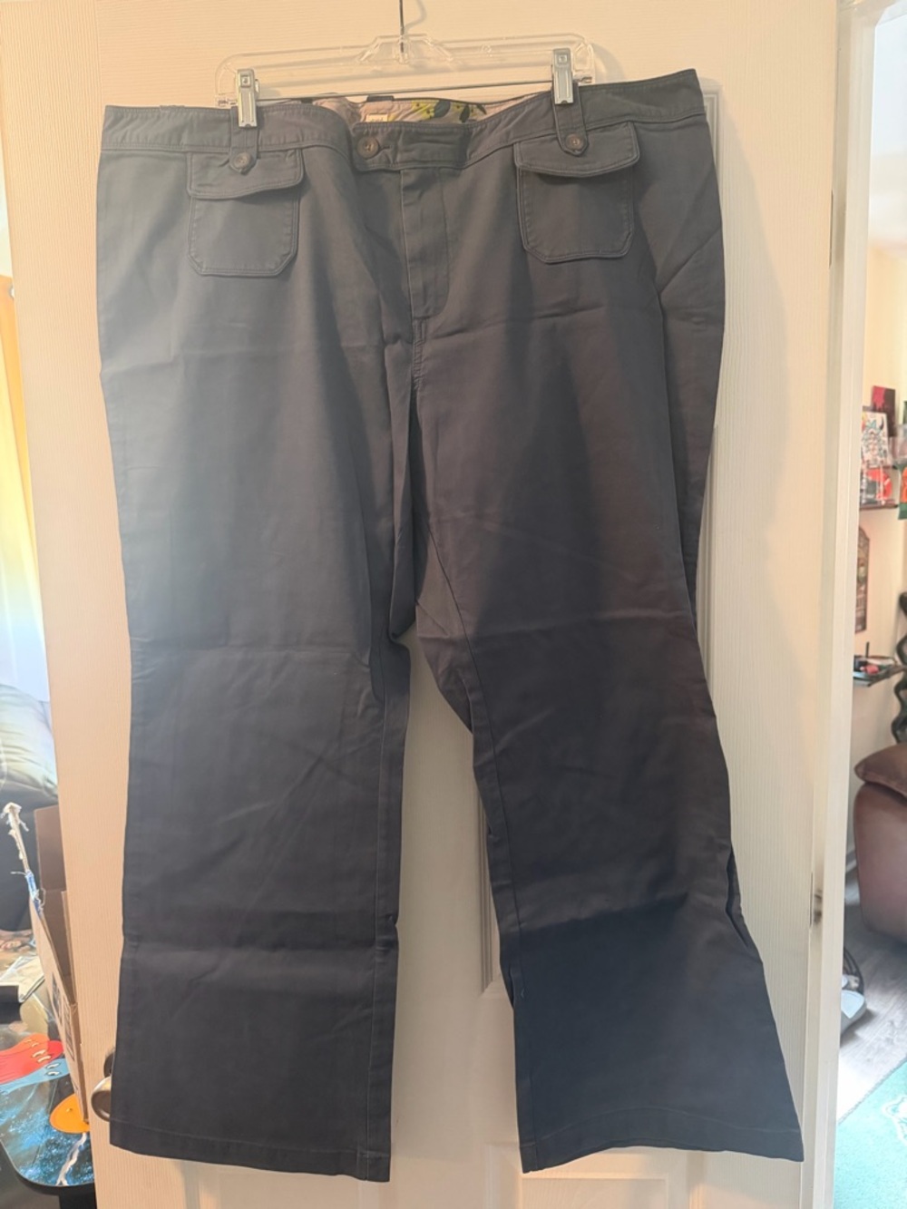 Old Navy Women’s Low Rise Waist Cargo Pants